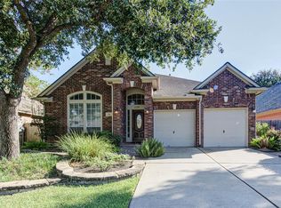 539 Avery Dr, Sugar Land, TX 77479