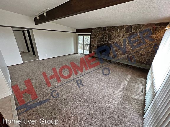 3rd image of 2506 Parkview Blvd