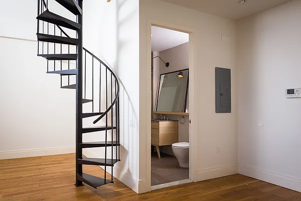 Rented by Nooklyn NYC LLC | media 7