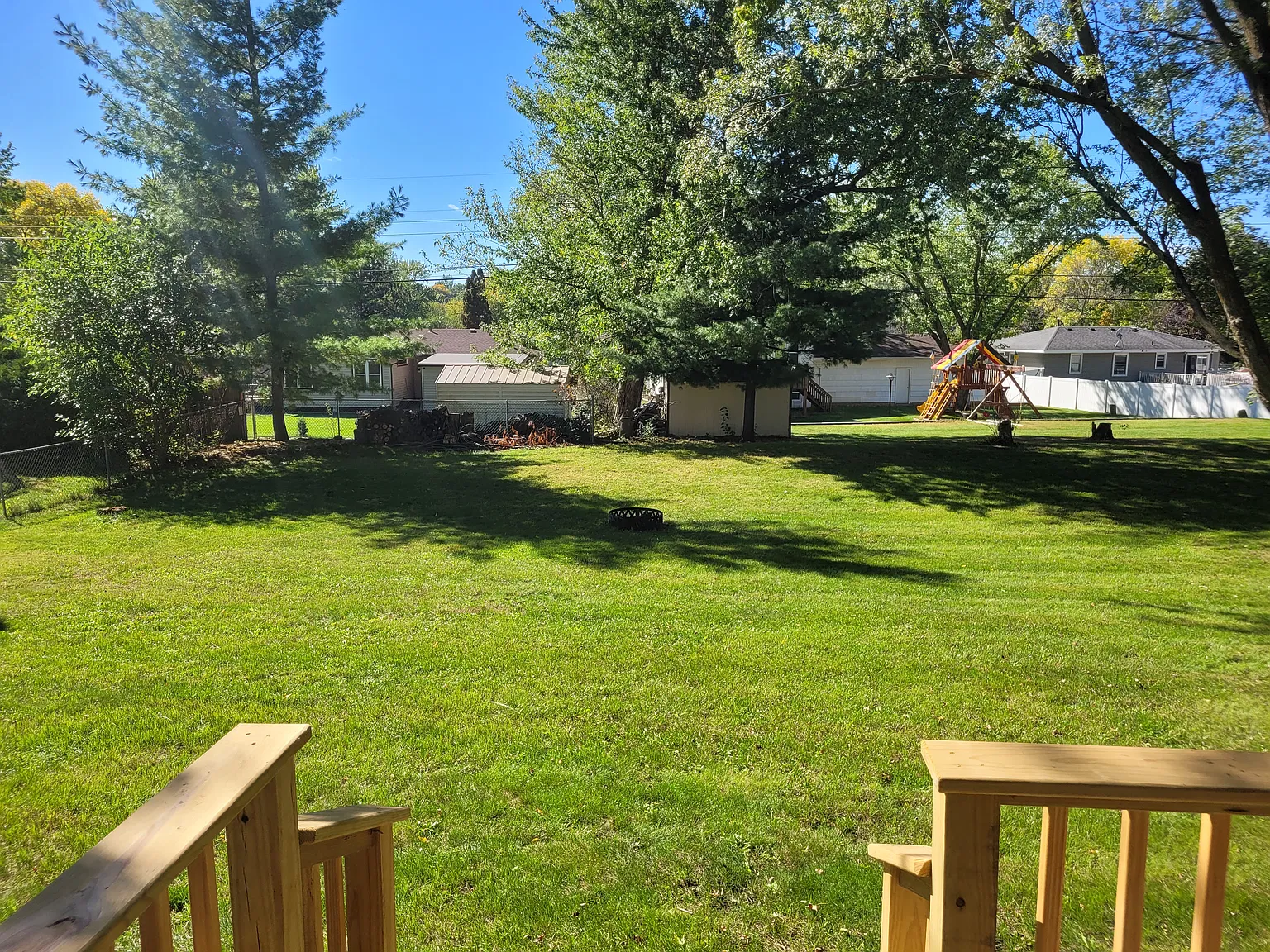 3 bed, 1315 sqft, $2,400 — Photo 4