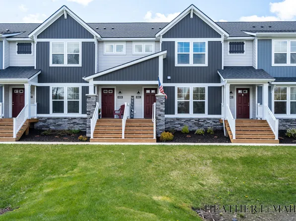 6961 Myers Lake Ave NE, Rockford, MI 49341