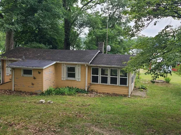 3249 W Hill Dr, Columbia City, IN 46725