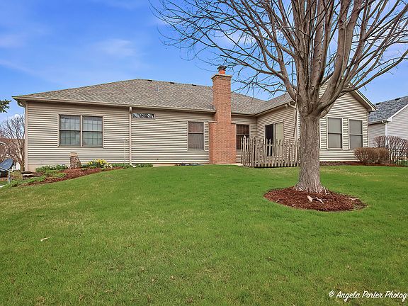 5th image of 517 Sawgrass Ln