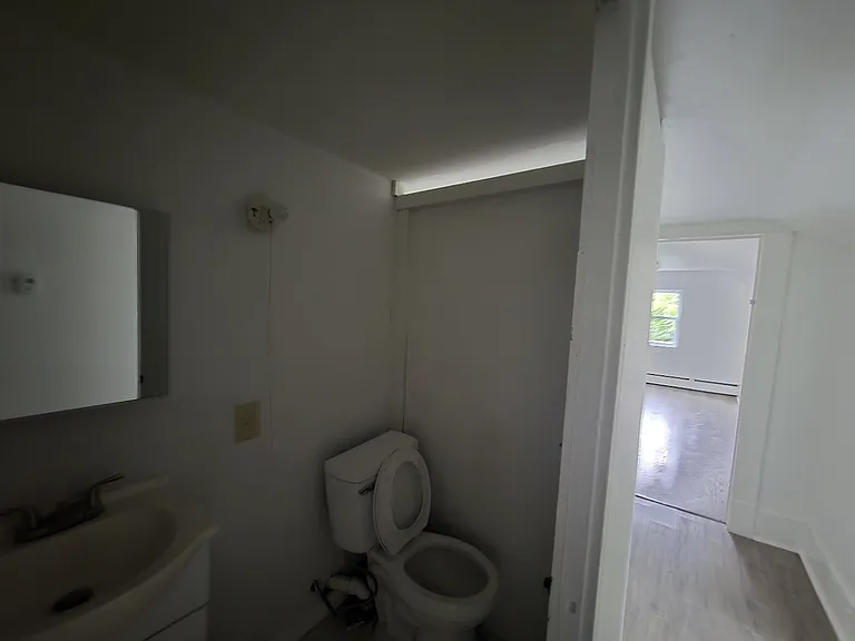 208 Glenmere Rd #1 — Photo 35