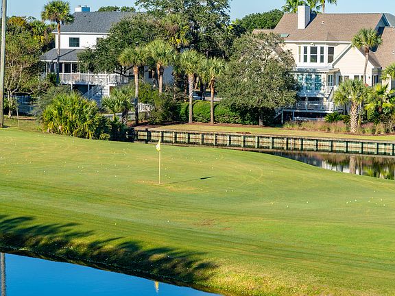 5th image of 25 Ocean Point Dr
