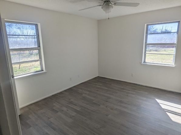 188 Olsen Rd #1, Mineral Wells, TX 76067