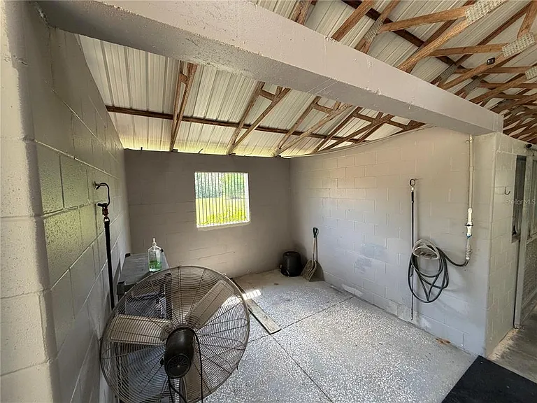 4251 NE 136th Ave — Photo 9