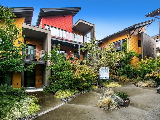 1723 9th Pl NE, Issaquah, WA 98029