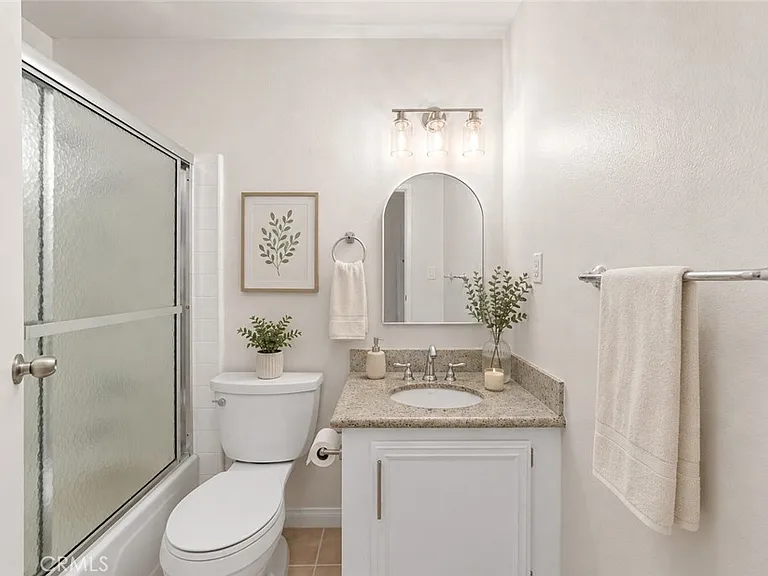2438 Pepper St — Photo 10