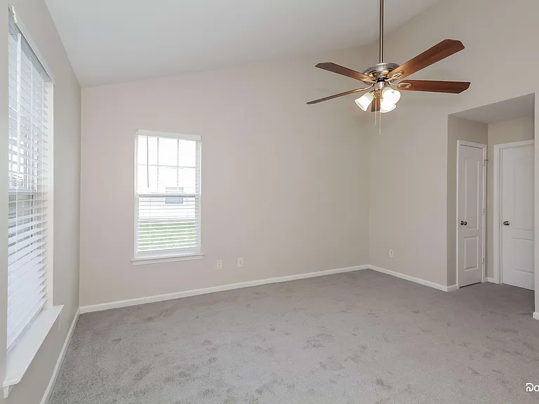 2117 Sebastiani Dr — Photo 7