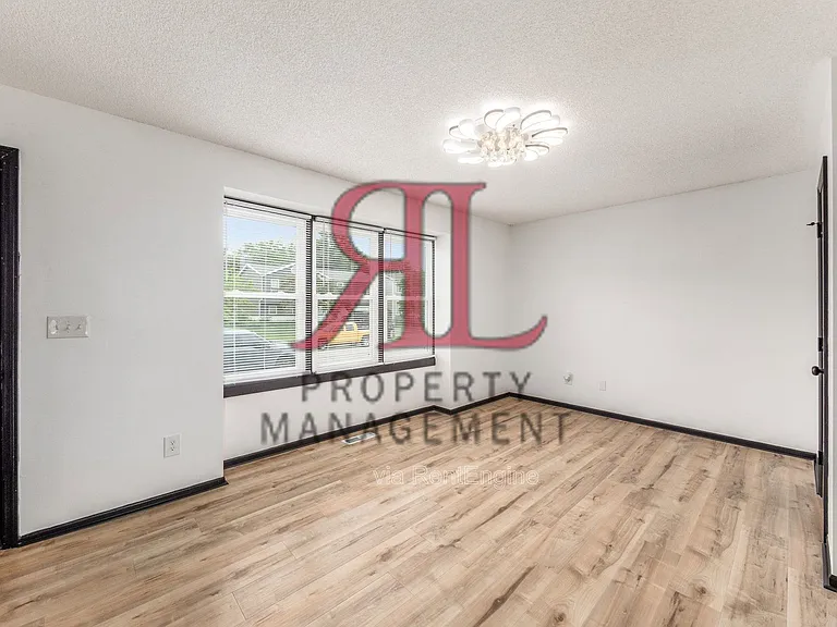 5932 Waterview Dr — Photo 9