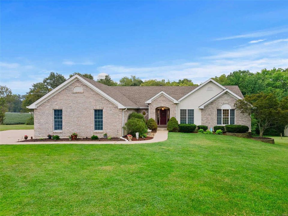 1st image of 1530 Hoff Ct