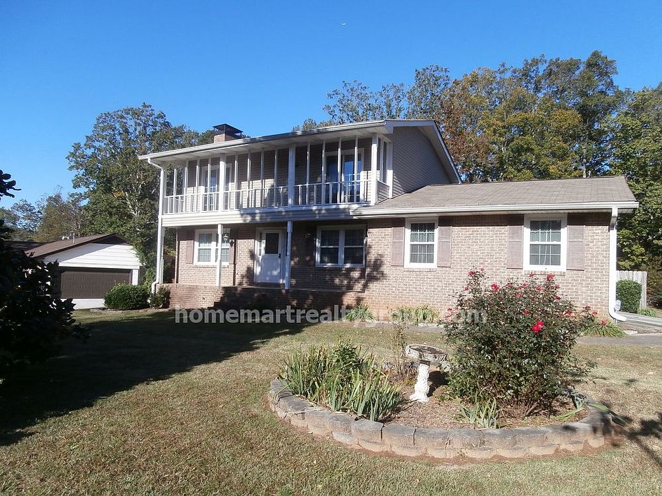 1st image of 2373 Cambridge St