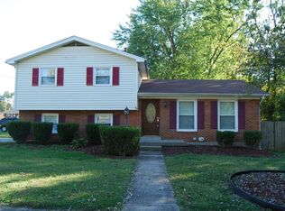 9402 Hudson Ln, Louisville, KY 40291