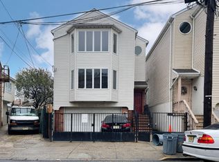 27 Monroe St, Newark, NJ 07105