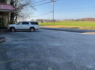 3405 Cadiz Rd, Hopkinsville, KY 42240