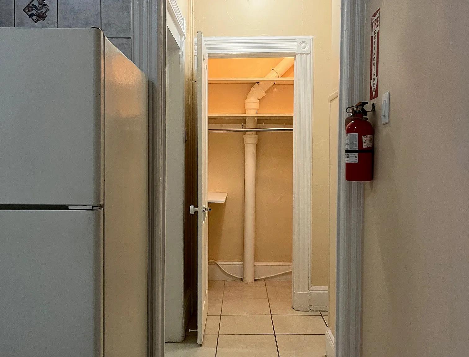 1 bed, 576 sqft, $1,900 — Photo 4