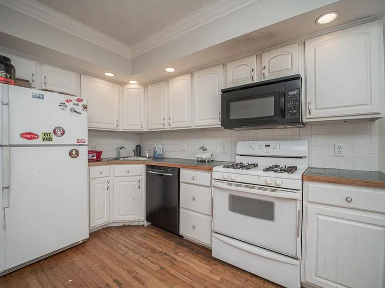 145 Murdock St #1 — Photo 6