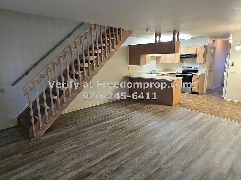 2150 College Pl #45 — Photo 3