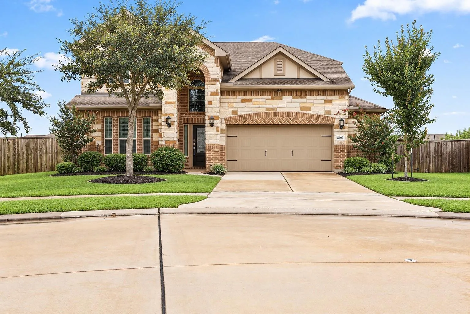 4 bed, 3.5 bath, 3342 sqft, $3,300 — Photo 1