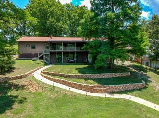 953 Ewing Rd, Spring City, TN 37381