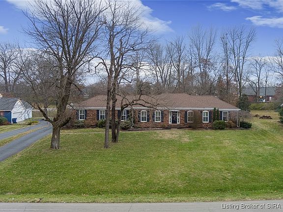 2nd image of 740 S Forrest Drive