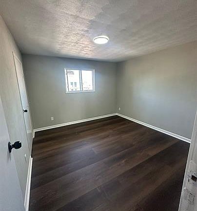 4th image of 741 W Locust St APT 44