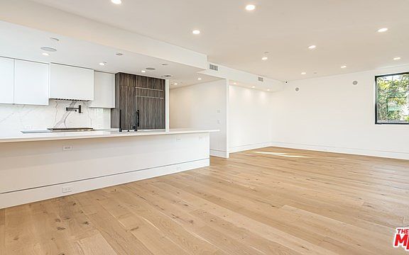 2nd image of 614 5th Ave #A