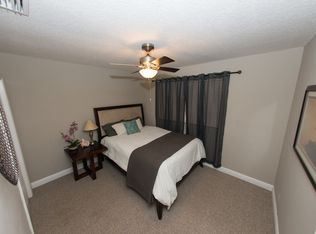 6727 Rigger Rd, Lake Worth, FL 33462