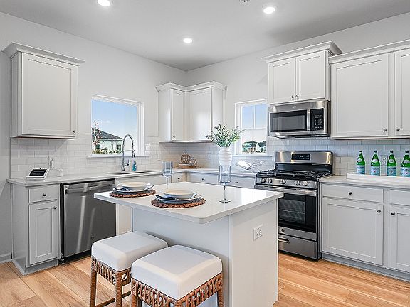 6th image of this home