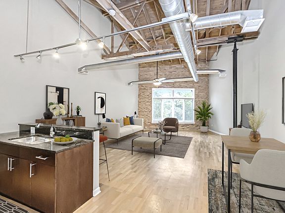 2nd image of 7377 N Rogers Ave APT 205