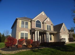 21420 Oakhurst Ln, Strongsville, OH 44149