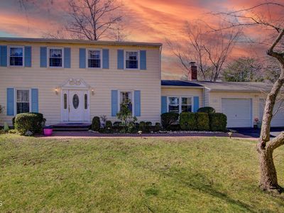 13 Sherwood Drive, Freehold, NJ, 07728