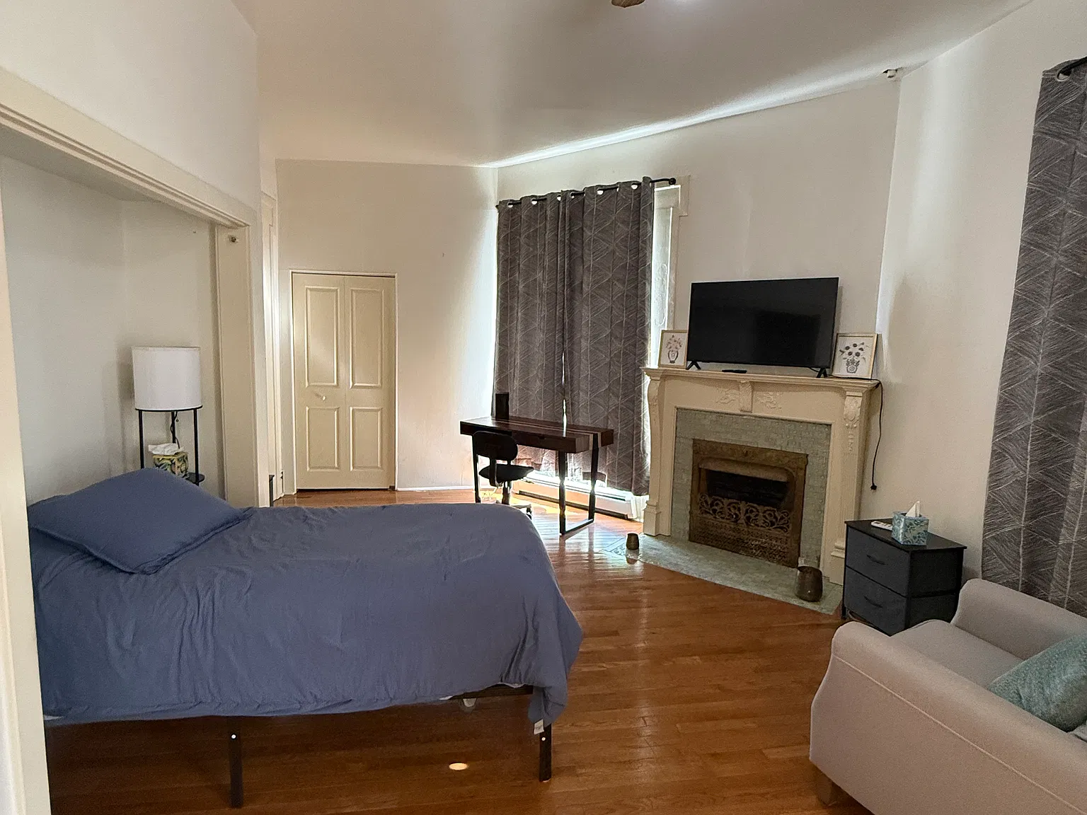 Studio, 500 sqft, $750 — Photo 2