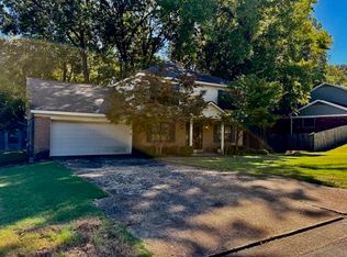 2718 Stage Coach Dr, Memphis, TN 38134