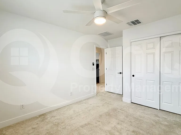 1282 W Sparrow Dr — Photo 12