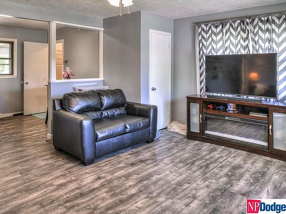5th image of 1805 Avenue B