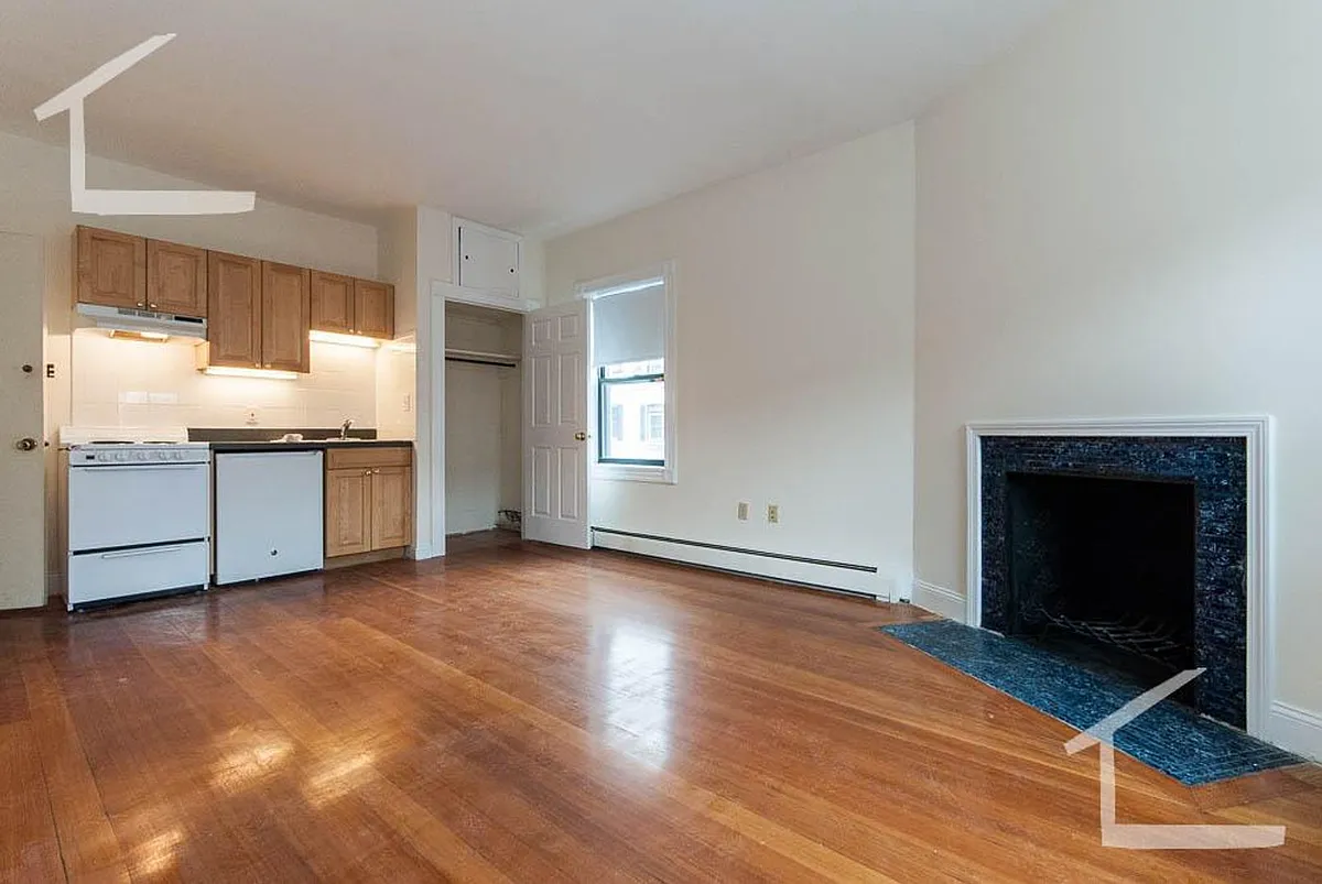 Building Photo - 11 Keswick St #16