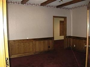 3rd image of 6238 Birdcage St