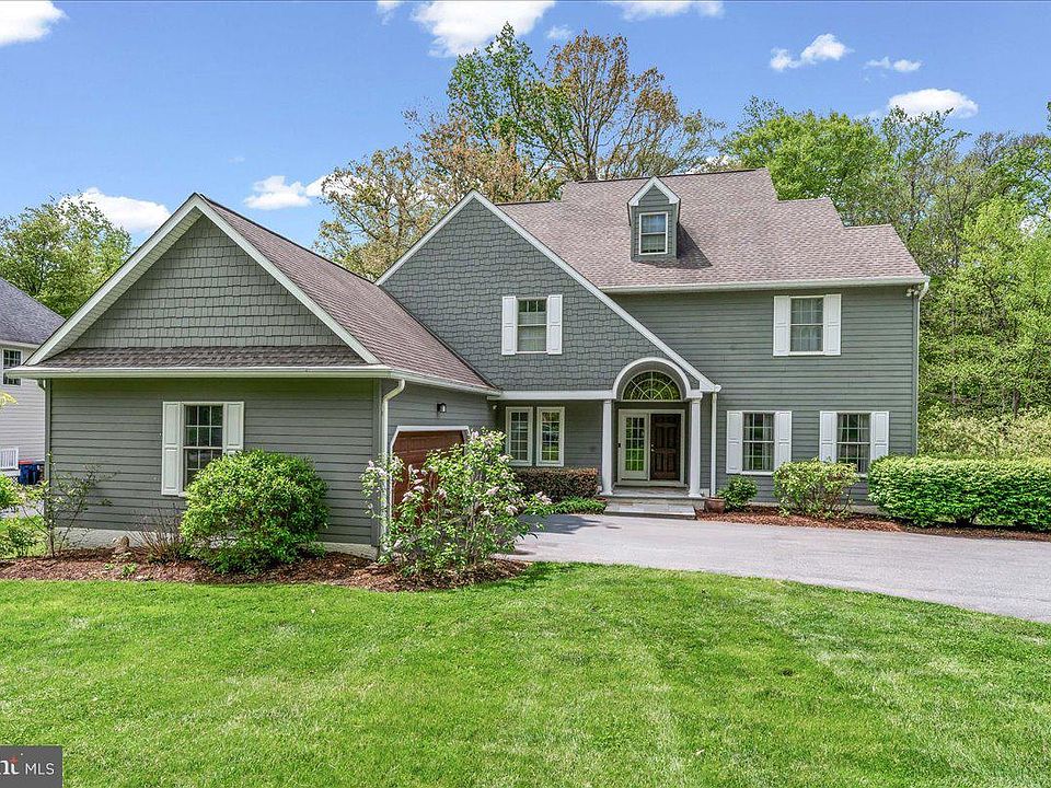1st image of 121 Hadleys Mill Rd