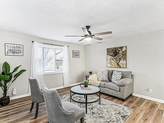 3rd image of 6817 E Winterberry Cir