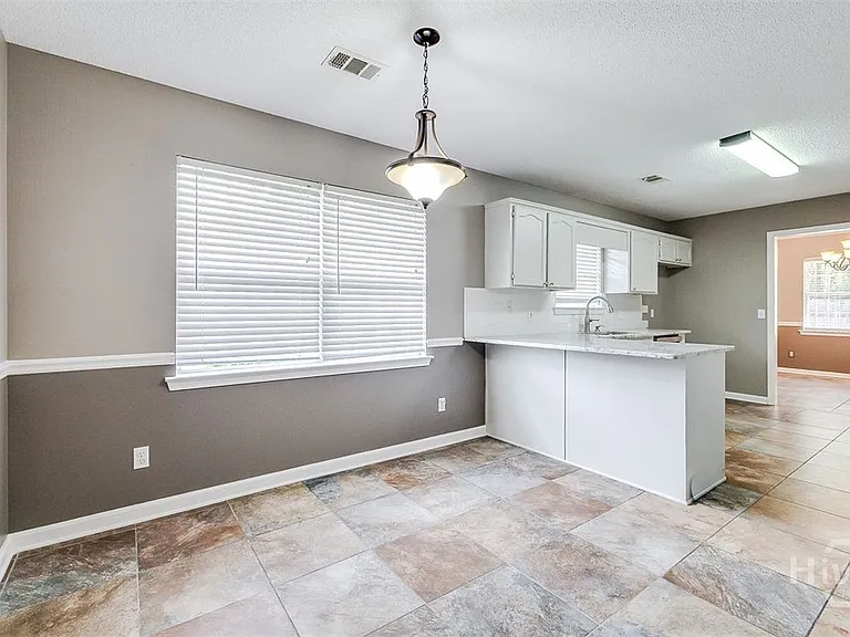 119 Mill Ct — Photo 11