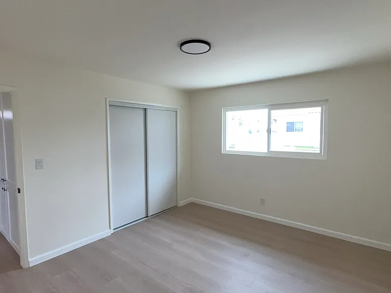 2014 Morgan Ln #4 — Photo 4