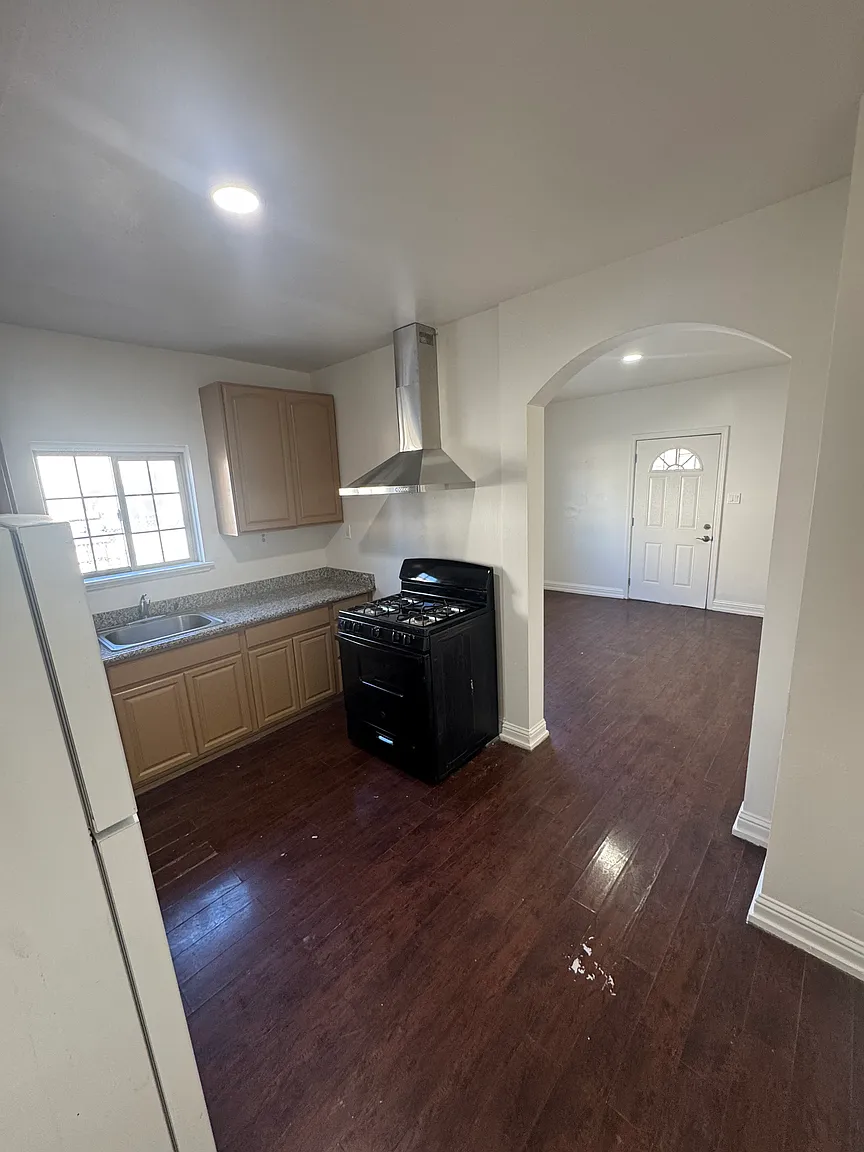 620 E Oak St #620 photo 1