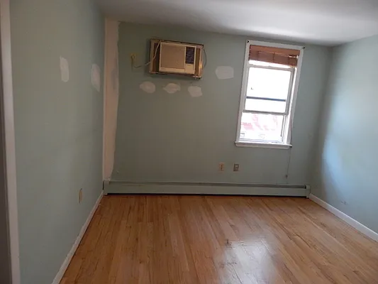 Rented by Capri Jet Realty Corp | media 11