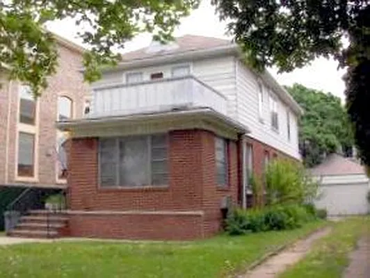Sold by Maximillion Realty, Inc. | media 1