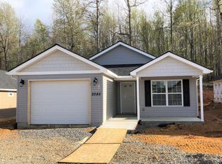 2085 Giles Dr SE, Christiansburg, VA 24073
