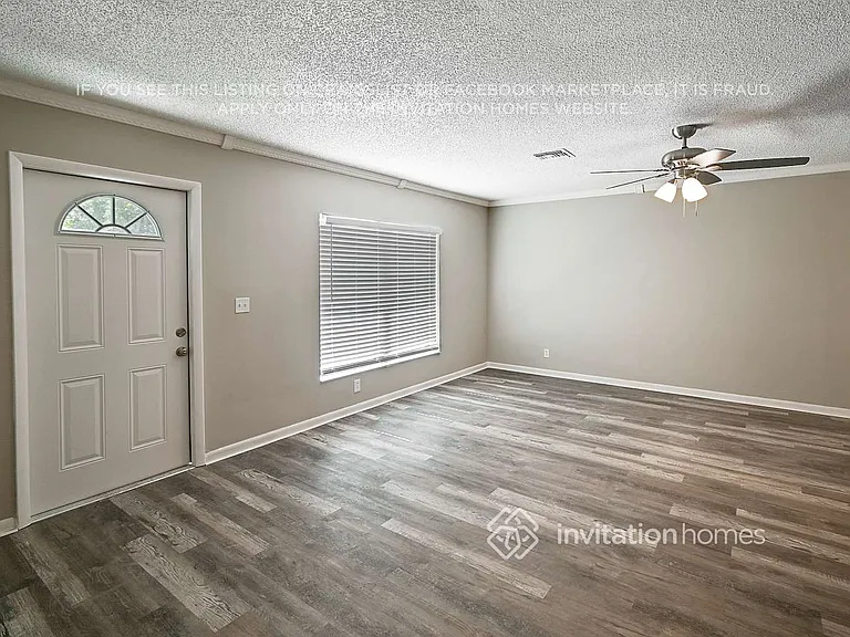 5825 Ithaca Cir W — Photo 3