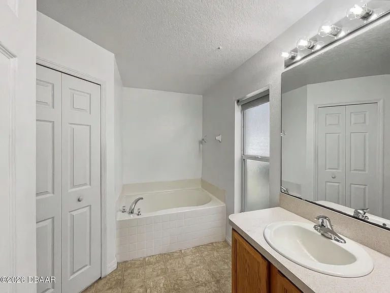342 Dahoon Holly Dr — Photo 15
