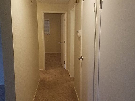 4th image of 13217 35th Ave NE APT A